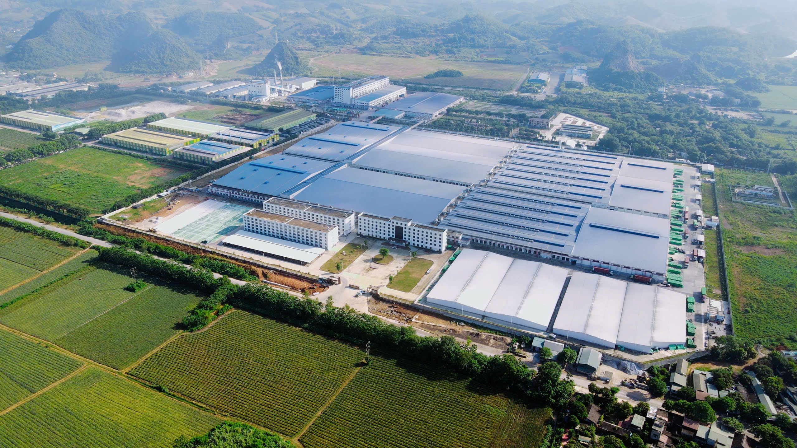 Toàn cảnh Nhà máy sản xuất lốp Radial tại KCN Bỉm Sơn, Phường Bỉm Sơn, Tỉnh Thanh Hóa